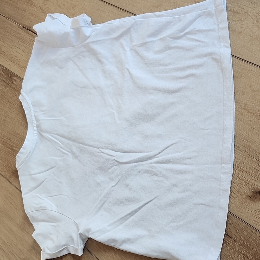 White Shirt with Pink Bow Design, Xl - Picture 6 of 6